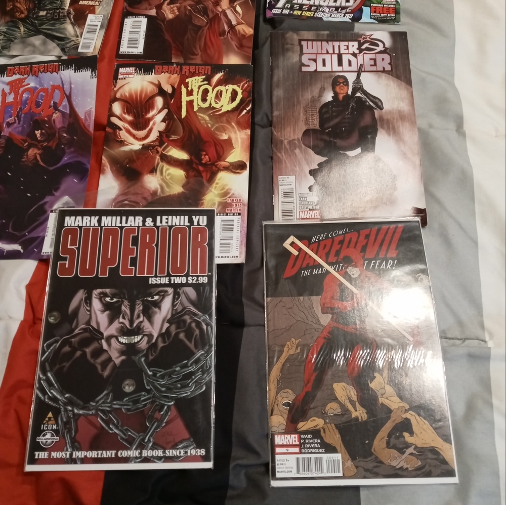 A variety of comic books 65 different volumes.